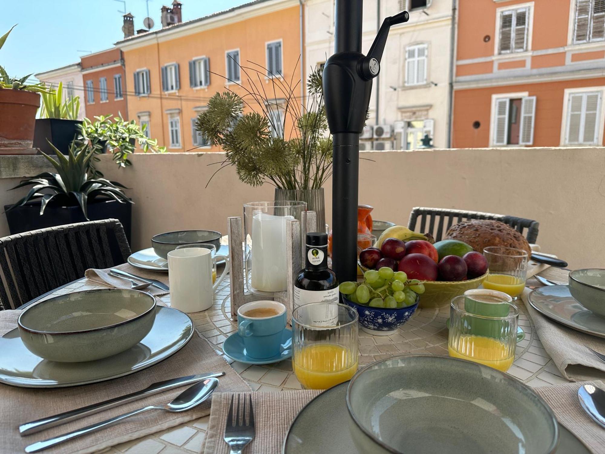 5C Luxury Apartment Rovinj Bagian luar foto